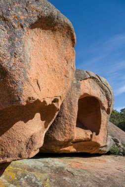 Sleepy Bay, Freycinet, Tazmanya 'da kayaların dikey görüntüsü