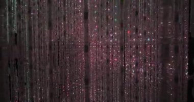 Japonya 'da bir ışık stüdyosunda ışık gösterisi