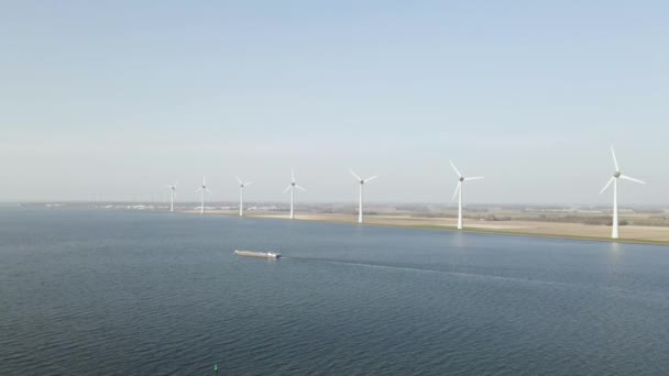 Uma Vista Aérea Paisagem Holandesa Com Ponte Moinhos Vento Offshore — Vídeo de Stock