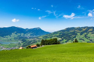 Vadinin panoramik manzarası - Sattel, İsviçre