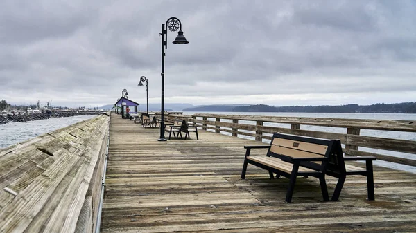 View Empty Fishing Pier Fishing Harbour Cold Windy Winter Day — Stock Photo, Image