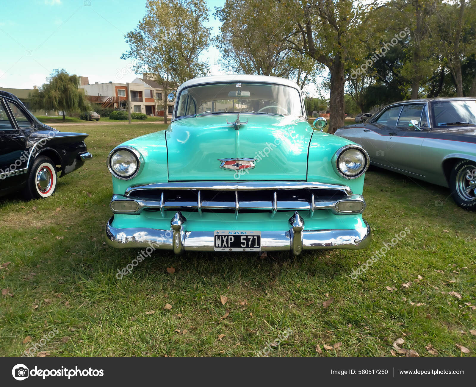 Старый Голубой Chevrolet Chevy Bel Air Купе Хардтоп Две Двери.