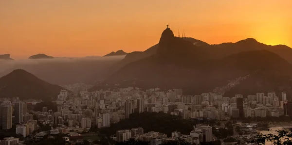 Coucher Soleil Incroyable Sur Ville Avec Statue Christ Rédempteur Horizon — Photo