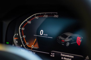 2022 BMW 22Oi gün batımı Johannesburg Güney Afrika 'da fotoşop