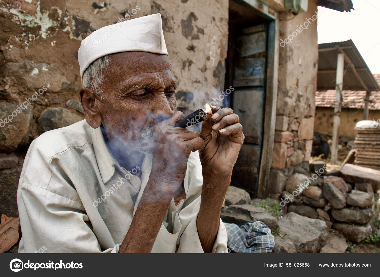 Kasb-hunar maktabi oquvchilari ishtirokidagi haqiqiy porno video Elastik teshiklar porno kino aktrisasi