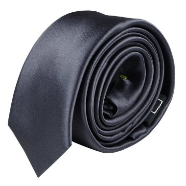 Beyaz arkaplanda izole edilmiş polyester bir kravat.