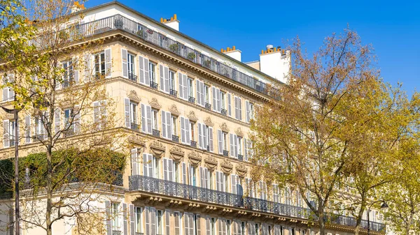 Paryż Piękny Budynek Bulwar Beaumarchais 11E Dzielnicy — Zdjęcie stockowe