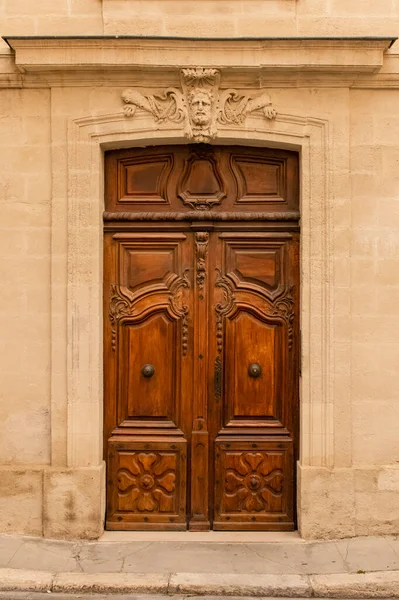 Avignon Eine Alte Holztür Typisches Gebäude Südfrankreich — Stockfoto