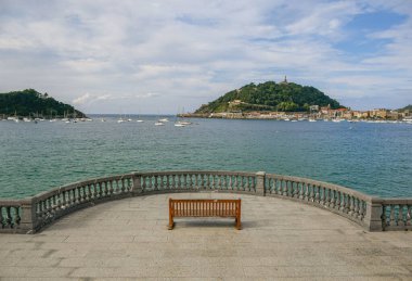 San Sebastian 'da güzel bir ada görüntüsü