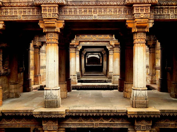 Den Fantastiska Arkitektur Adalaj Stepwell Gandhinagar Indien — Stockfoto