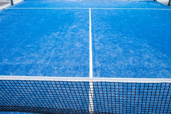 Netting Blue Artificial Grass Paddle Tennis Court — Fotografia de Stock