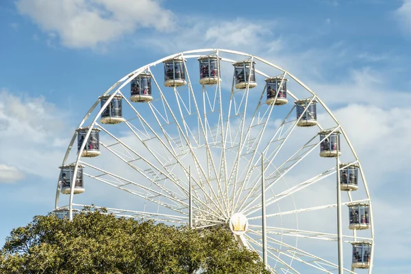 Ein Riesenrad Gegen Einen Bewölkten Himmel Sydney Australien — Stockfoto