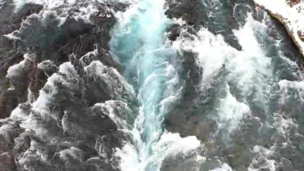 Bruarfoss Καταρράκτη Στην Ισλανδία Λαμβάνεται Ένα Drone Από Πάνω — Αρχείο Βίντεο
