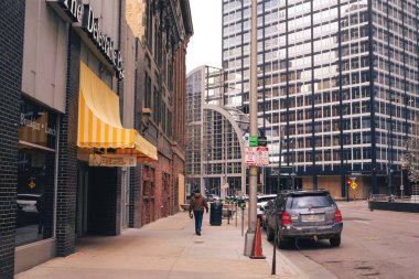 Akşamları Denver şehir merkezi manzarası