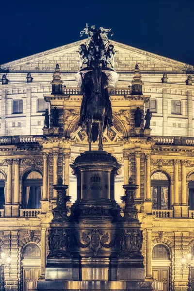 Semperoper Estatua Ecuestre Del Rey Juan Plaza Del Teatro Dresde — Foto de Stock