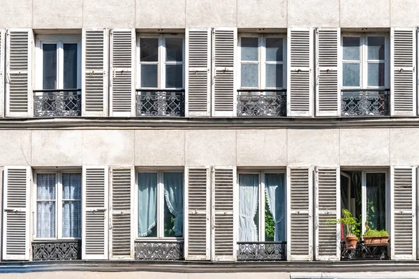 Parijs Mooie Gevel Marais Detail Van Ramen — Stockfoto