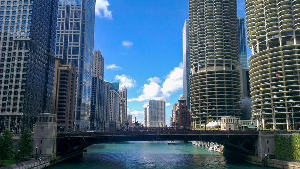 Небоскрёбы Marina City Чикаго Улицы — стоковое фото