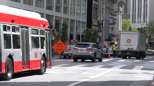 Una Hermosa Vista Los Coches Que Conducen Calle San Francisco — Vídeos de Stock