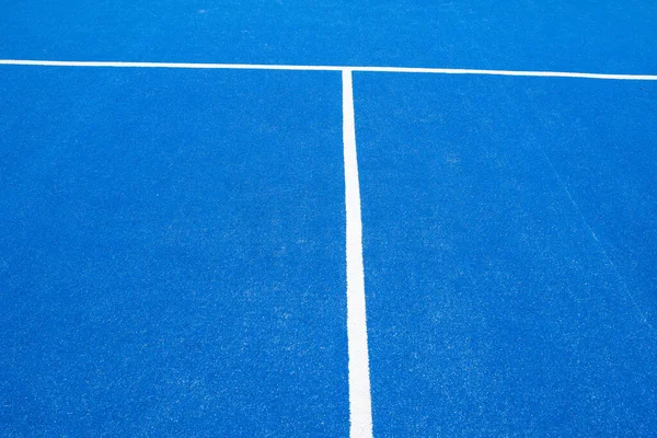 Vue Partielle Court Paddle Tennis Bleu Avec Gazon Artificiel — Photo