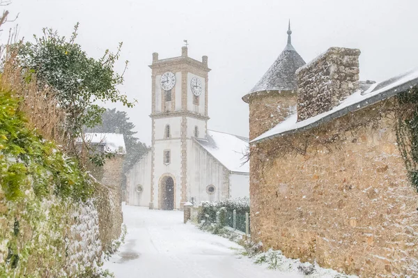 Bretanha Ilha Ile Aux Moines Golfo Morbihan Igreja Aldeia Sob — Fotografia de Stock