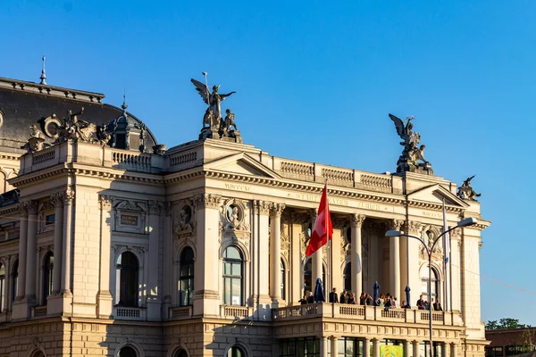 Facade Opernhaus Building Opera House Zurich Switzerland Clear Blue Sky — Stock Photo, Image