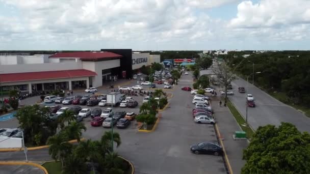 Αεροφωτογραφία Του Εμπορικού Κέντρου Της Αμερικής Στην Playa Del Carmen — Αρχείο Βίντεο