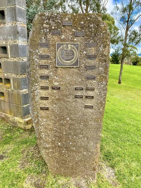 澳大利亚格伦 英尼斯的马丁斯观望石碑 — 图库照片