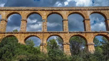 Ferreres su kemerinin güzel bir görüntüsü.