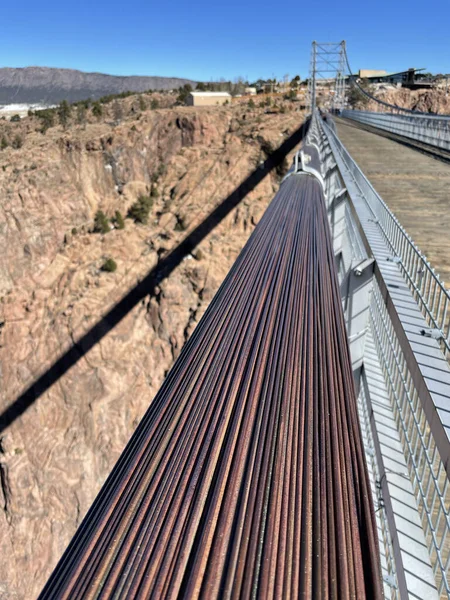 Vertical Shot Bunch Cables Stuck Together Bridge Surrounded Rocky Mountains — Stock Photo, Image