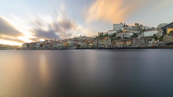 Plano Panorámico Paisaje Urbano Oporto Atardecer Portugal — Foto de Stock