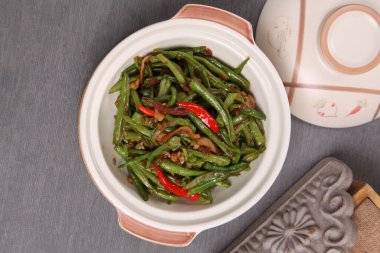 Restoranlarda Çin mutfağının fotoğraflarını çekmek için uygun.