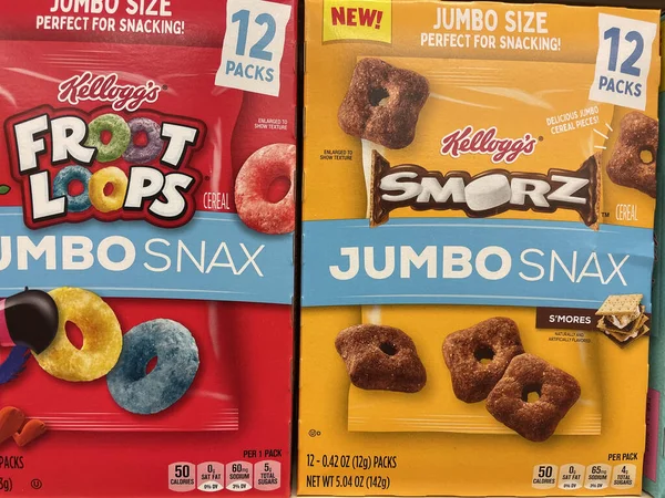 Grovetown États Unis Nouveaux Snacks Céréales Jumbo Froot Loops Smores — Photo