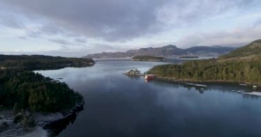 Stavanger ve Frederikshavn şehirleri, Danimarka ve Norveç arasındaki sınırın insansız hava aracı görüntüleri.