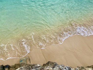 Yazın Barbados 'ta güzel bir denizin manzarası.