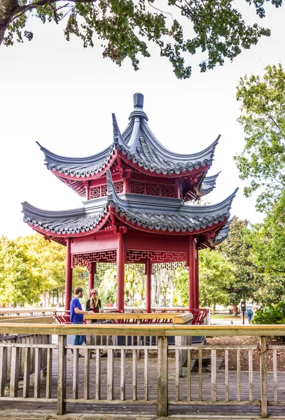 Een Verticaal Shot Van Het Chinese Paviljoen Orlando Usa — Stockfoto