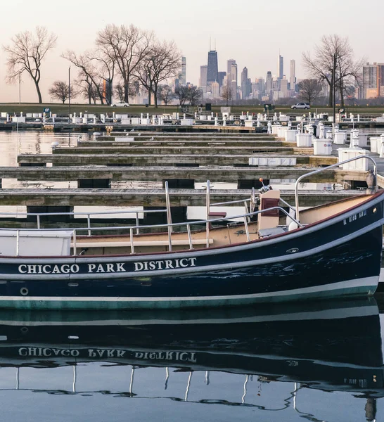 시카고 디스트릭트 카누가 시카고 근처에 세워져 — 스톡 사진