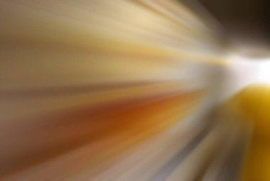 Bulanık hız çizgileri efektli soyut illüstrasyon.