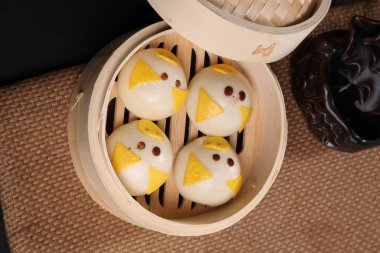 Restoranlarda Çin mutfağının fotoğraflarını çekmek için uygun.