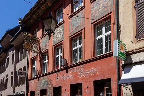 Fachadas Dos Edifícios Históricos Típicos Centro Freiburg Alemanha — Fotografia de Stock
