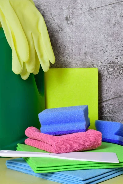 Vertical Household Cleaning Products Sponges Gloves Detergent Grunge Background — Stock Photo, Image