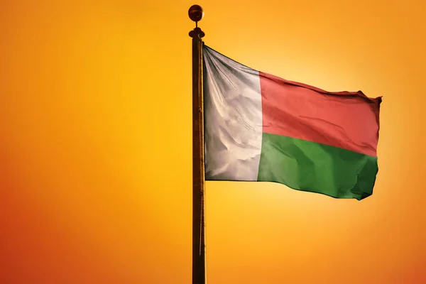 Старий Прапор Литви Флагштоку Ізольованому Помаранчевому Тлі — стокове фото