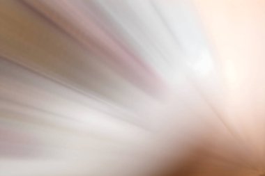 Pembe tonlarda bulanık ışık ışınlarının dinamik dokusu