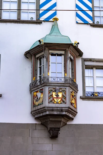 Крупный План Красивого Окна Здание Цюрихском Заливе Швейцария — стоковое фото