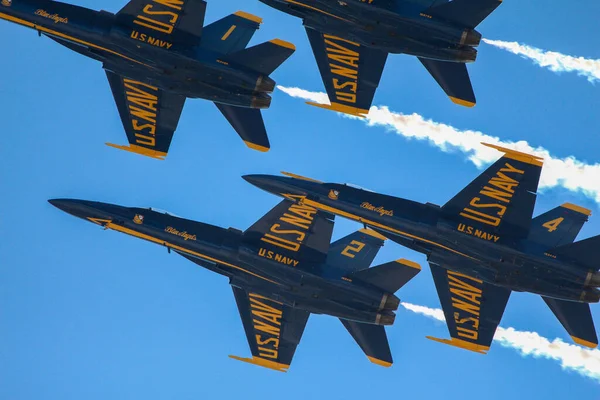 Pokazy Lotnicze Miramar San Diego Usa Pod Błękitnym Niebem — Zdjęcie stockowe