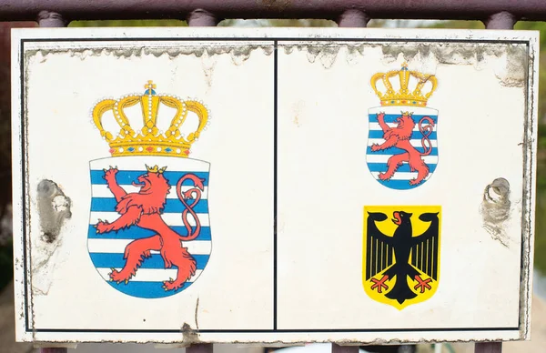 Zbrojní Plášť Lucemburska Původní Vlajka Panovnického Velkovévodství Evropská Země — Stock fotografie