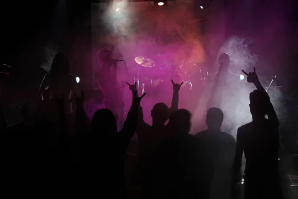 Ermenistan Daki Erivan Kukla Tiyatrosu Nda Destansı Bir Rock Konseri — Stok fotoğraf