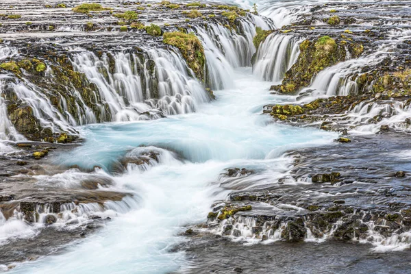 Καταρράκτη Bruarfoss Στα Δυτικά Της Ισλανδίας Bluest Waterfall — Φωτογραφία Αρχείου