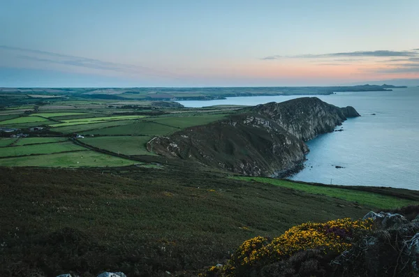 Una Vista Tranquilla Della Costa Della Contea Pembrokeshire Galles Regno — Foto Stock