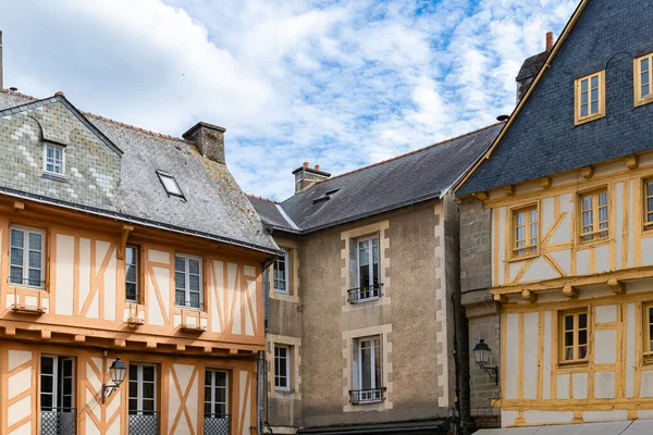 목조가 집들이 브르타뉴의 아름다운 바네스 — 스톡 사진