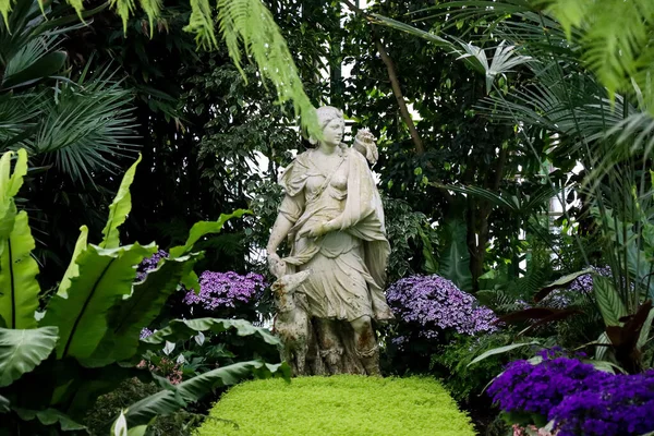 Greenhouse Deciduous Flora Covered Green Leaves Glass Roof Artemis Goddess — Stock Photo, Image